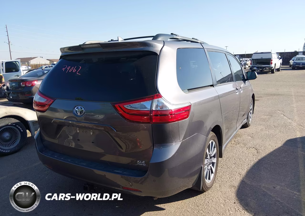 2019 Toyota Sienna Xle 7 Passenger VIN:5TDDZ3DCXKS225863 - 4