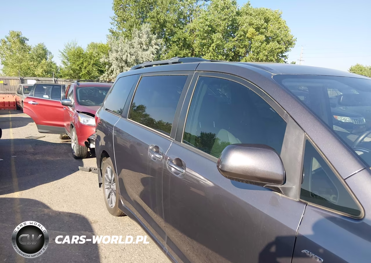 2019 Toyota Sienna Xle 7 Passenger VIN:5TDDZ3DCXKS225863 - 6