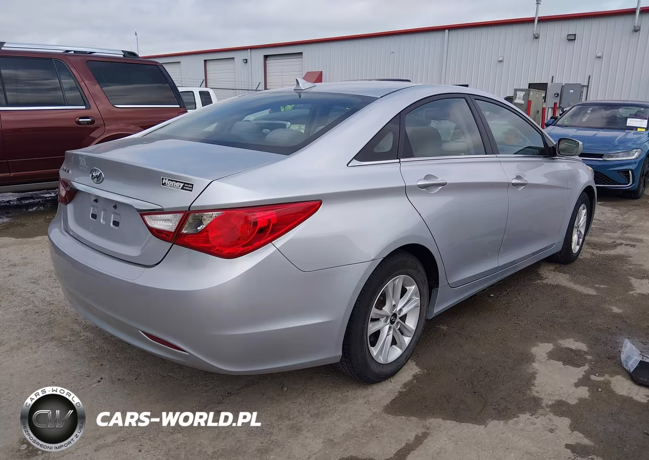 2013 Hyundai Sonata Gls VIN:5NPEB4AC3DH723348 - 4