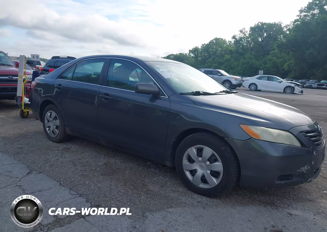 TOYOTA CAMRY BASE – zdjęcie 1 z 11
