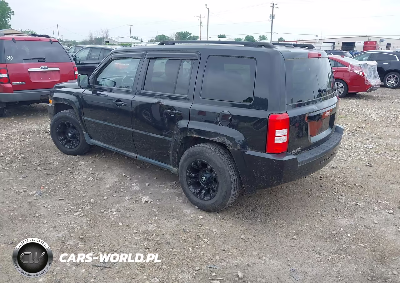 2010 Jeep Patriot Sport VIN:1J4NT2GB7AD506722 - 3