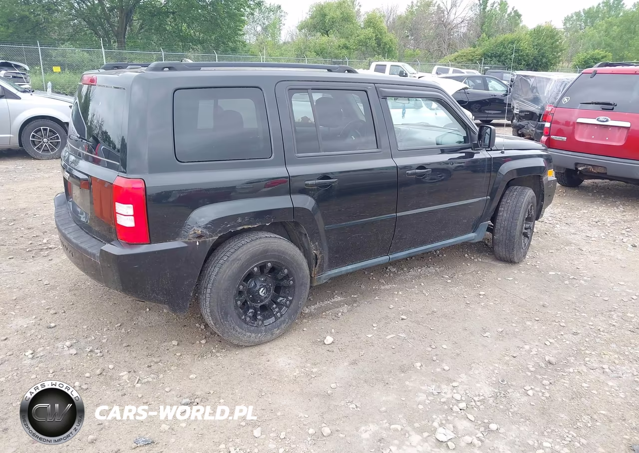 2010 Jeep Patriot Sport VIN:1J4NT2GB7AD506722 - 4