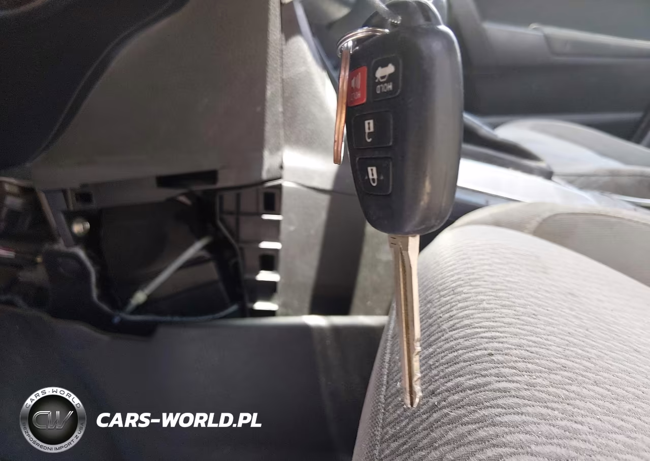 2017 Toyota Corolla Le VIN:5YFBURHE1HP572228 - 11