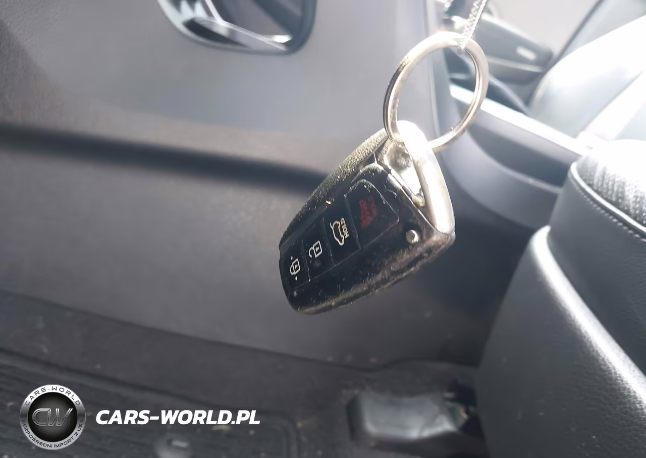 2015 Hyundai Santa Fe Gls VIN:KM8SRDHF7FU106571 - 11