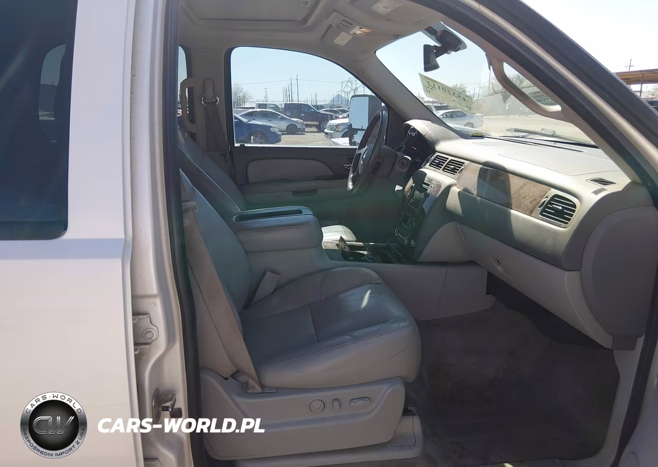 2009 Chevrolet Tahoe Ltz VIN:1GNFK33089R166364 - 5