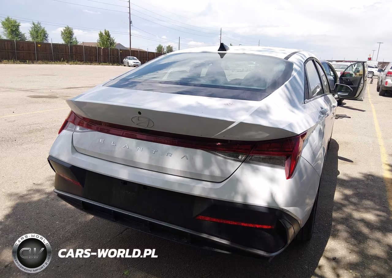 2025 Hyundai Elantra Sel Convenience VIN:KMHLS4DG2SU018707 - 16