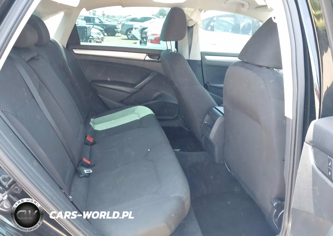 2014 Volkswagen Passat 2.5L S VIN:1VWAP7A3XEC014797 - 8