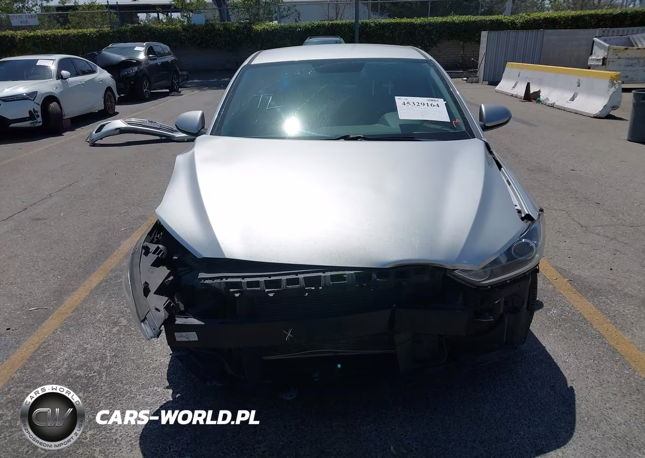 2018 Hyundai Elantra Sel VIN:5NPD84LF3JH231870 - 13