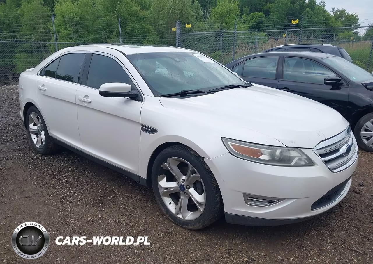 2010 Ford Taurus Sho – zdjęcie 1 z 11