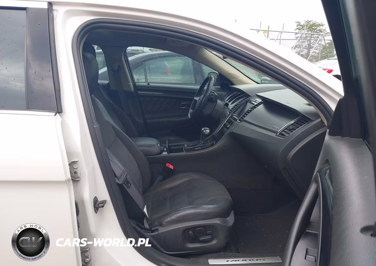 2010 Ford Taurus Sho VIN:1FAHP2KT3AG104465 - 5