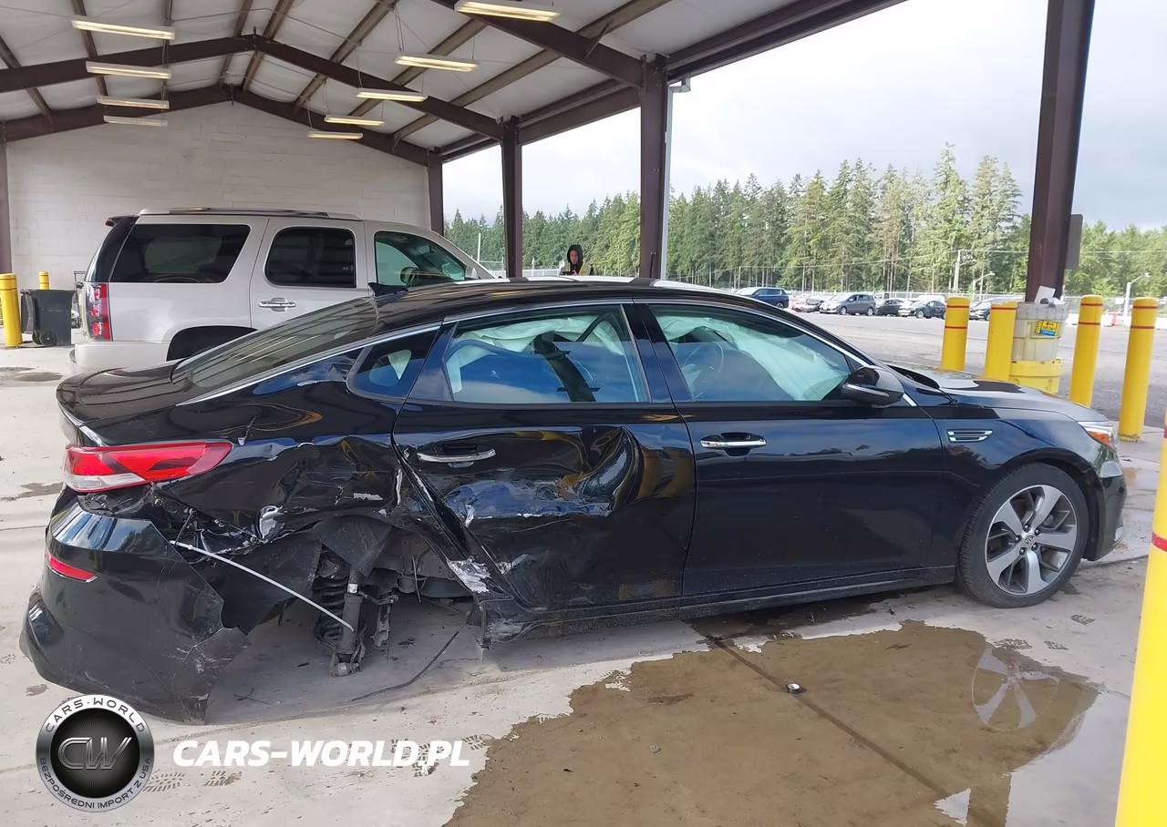 2019 Kia Optima S VIN:5XXGT4L38KG287043 - 14