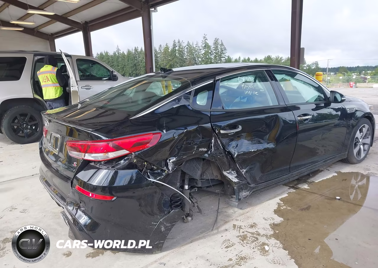 2019 Kia Optima S VIN:5XXGT4L38KG287043 - 4