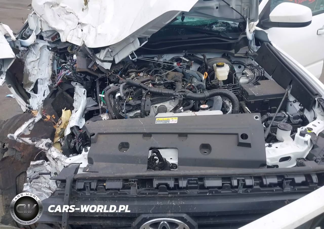 2025 Toyota Tacoma Sr5 VIN:3TMLB5JN1SM175193 - 10