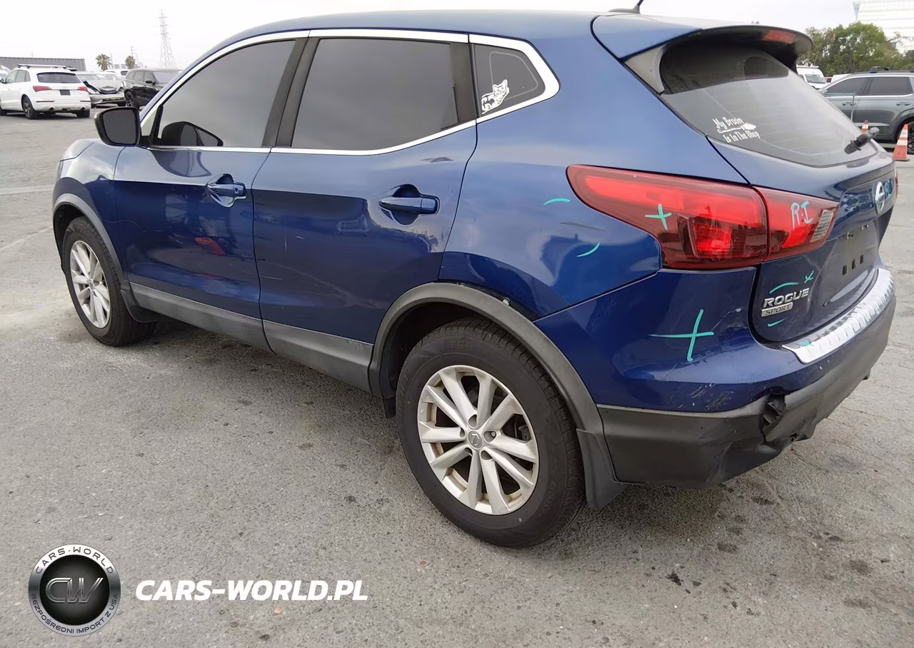 2018 Nissan Rogue Sport S VIN:JN1BJ1CP1JW104048 - 3