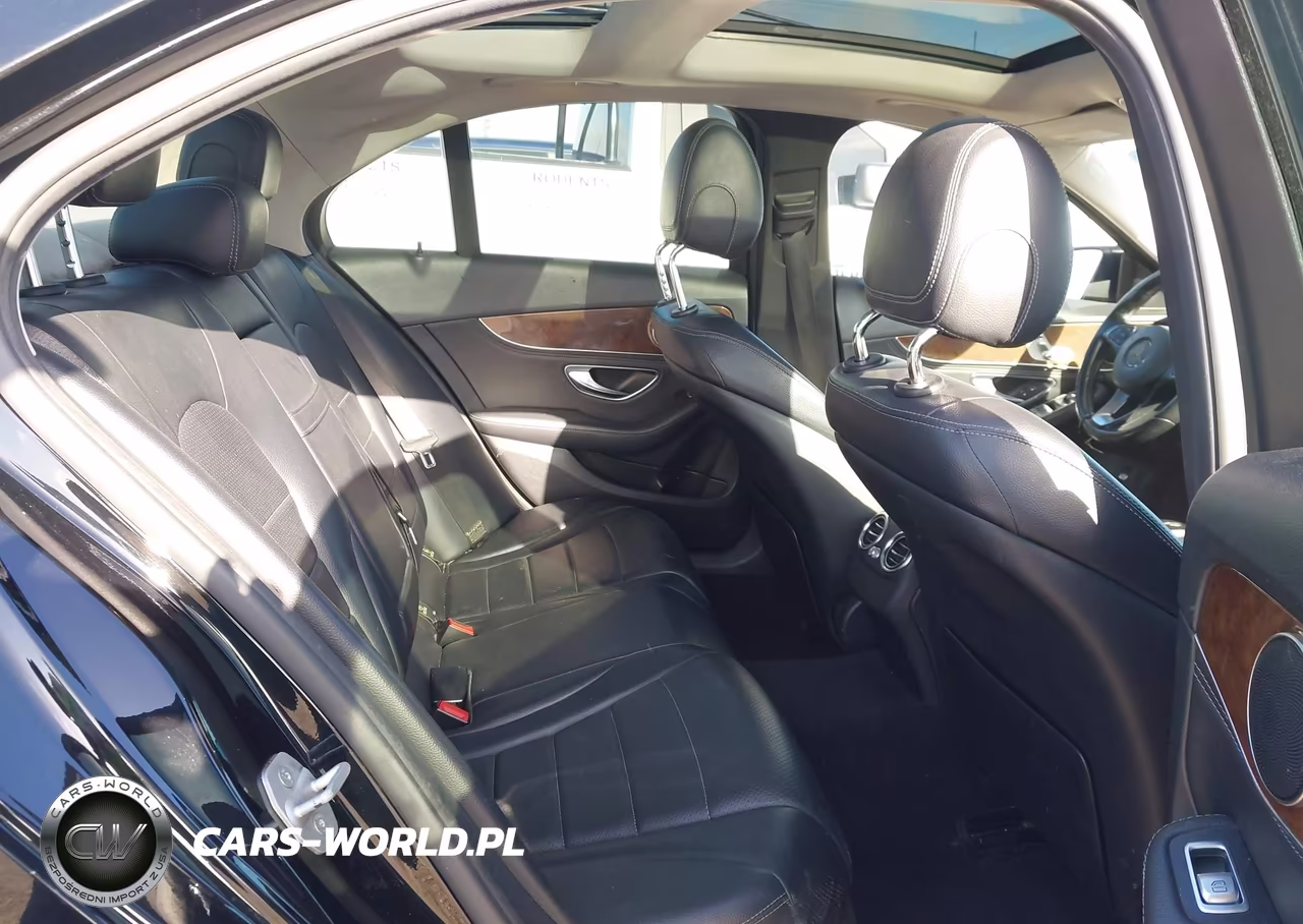 2016 Mercedes-Benz C 300 VIN:55SWF4JB9GU141904 - 8