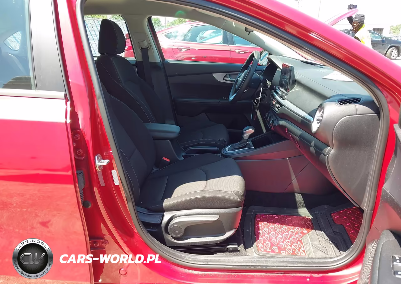 2022 Kia Forte Lxs VIN:3KPF24AD7NE490111 - 5