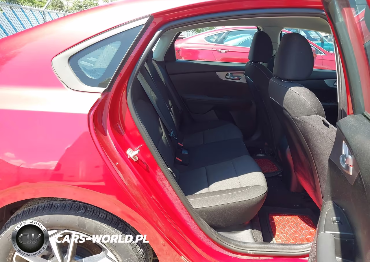 2022 Kia Forte Lxs VIN:3KPF24AD7NE490111 - 8