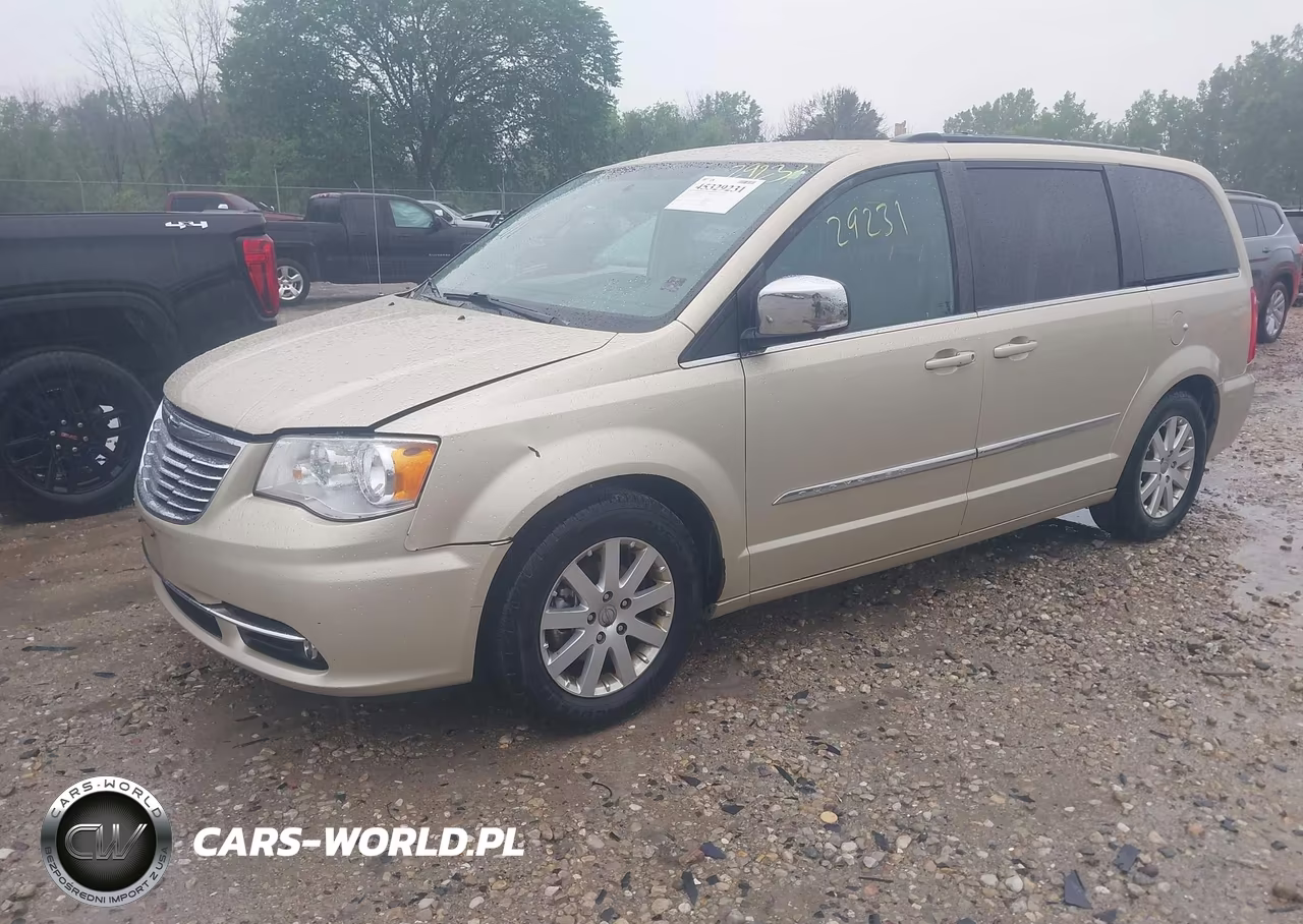 2011 Chrysler Town & Country Touring-L VIN:2A4RR8DG1BR783173 - 2