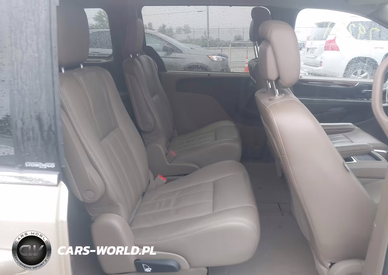 2011 Chrysler Town & Country Touring-L VIN:2A4RR8DG1BR783173 - 8