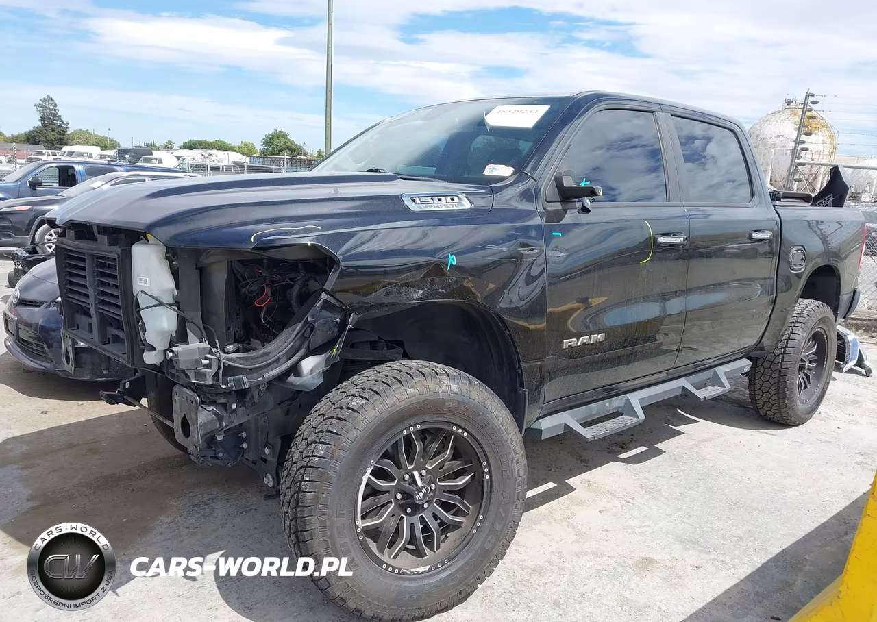 2019 Ram 1500 Big Horn-Lone Star 4X4 5'7 Box VIN:1C6SRFFT4KN859477 - 2