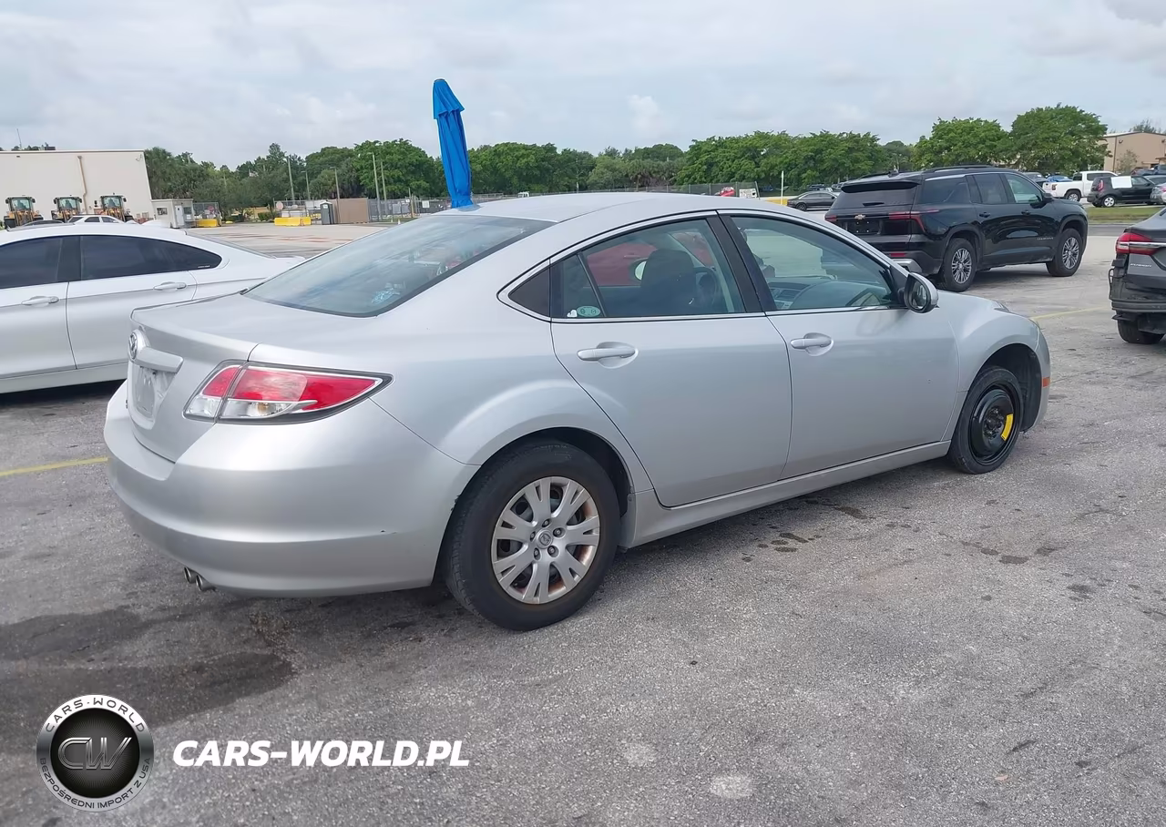 2011 Mazda Mazda6 I Sport VIN:1YVHZ8BH2B5M24290 - 4