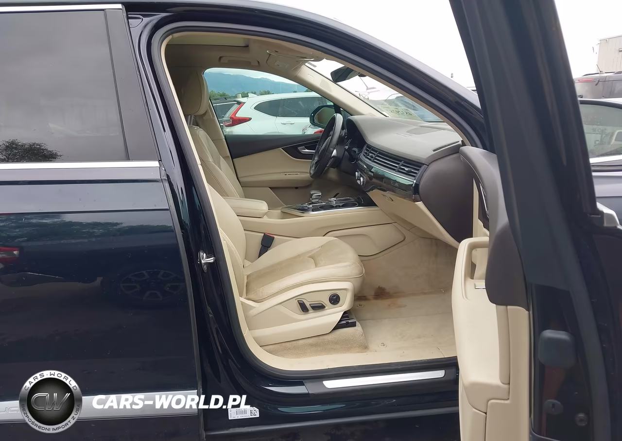 2017 Audi Q7 3.0T Premium VIN:WA1LAAF79HD028771 - 5