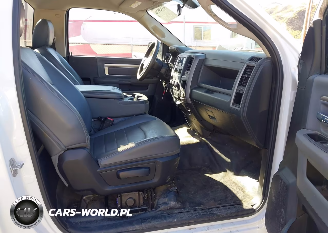 2015 Ram 2500 Tradesman VIN:3C7WR4AT1FG704828 - 5