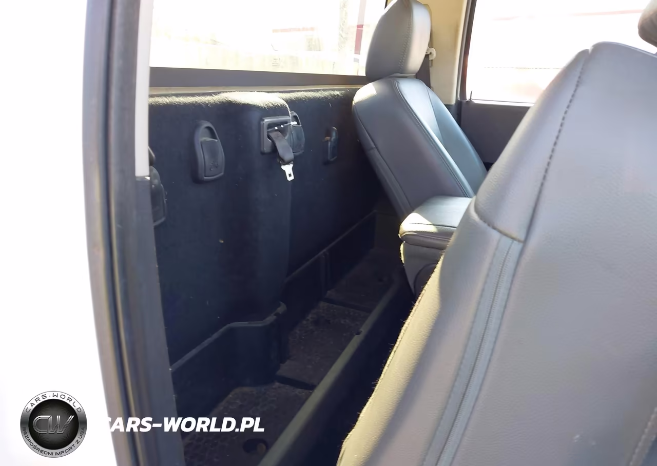 2015 Ram 2500 Tradesman VIN:3C7WR4AT1FG704828 - 8