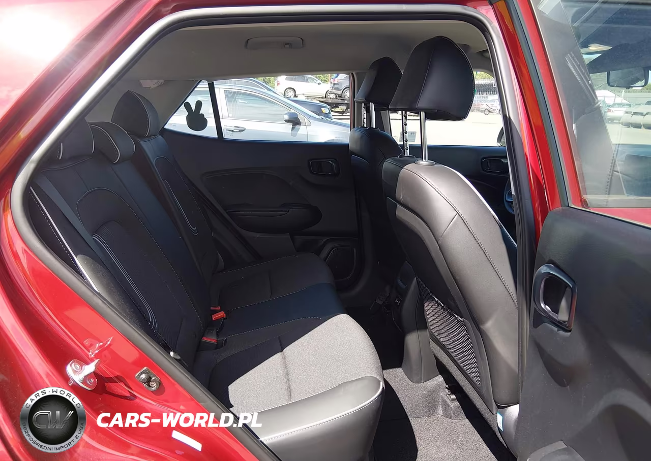 2025 Hyundai Venue Limited VIN:KMHRC8A39SU362941 - 8