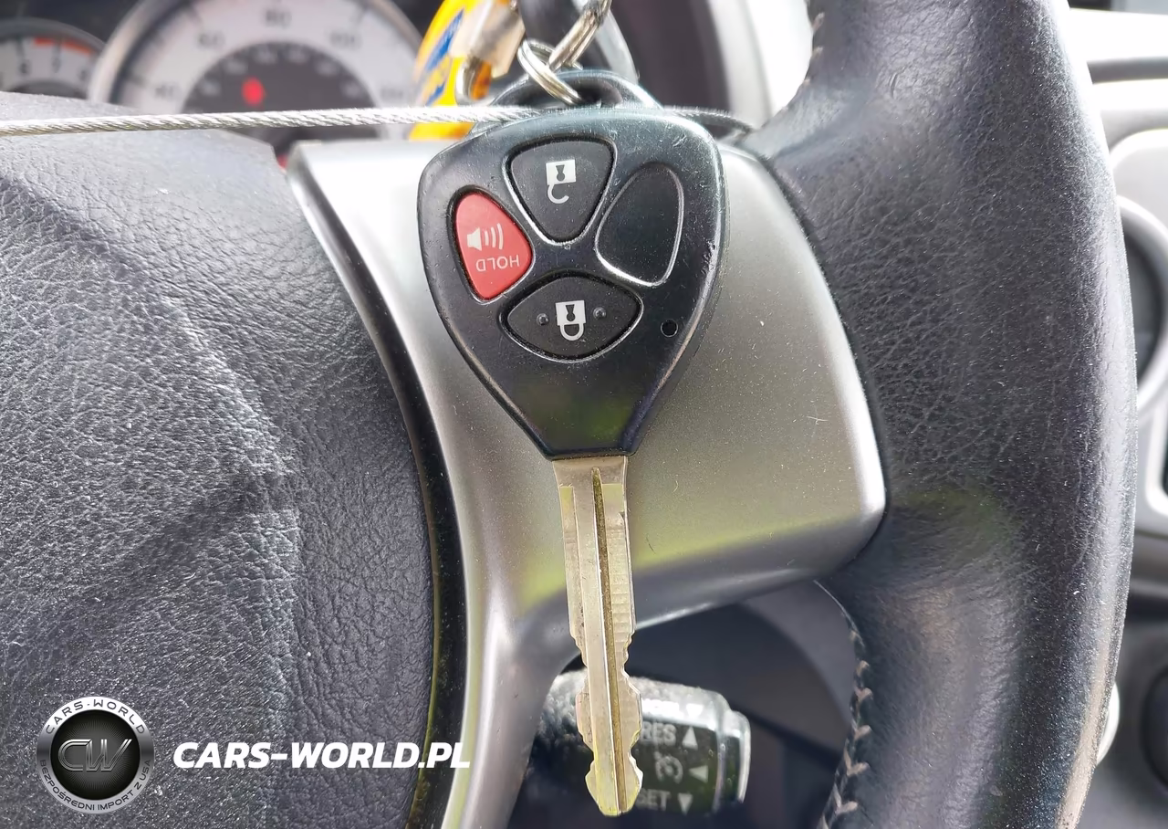 2013 Toyota Yaris Se VIN:JTDKTUD39DD564241 - 11