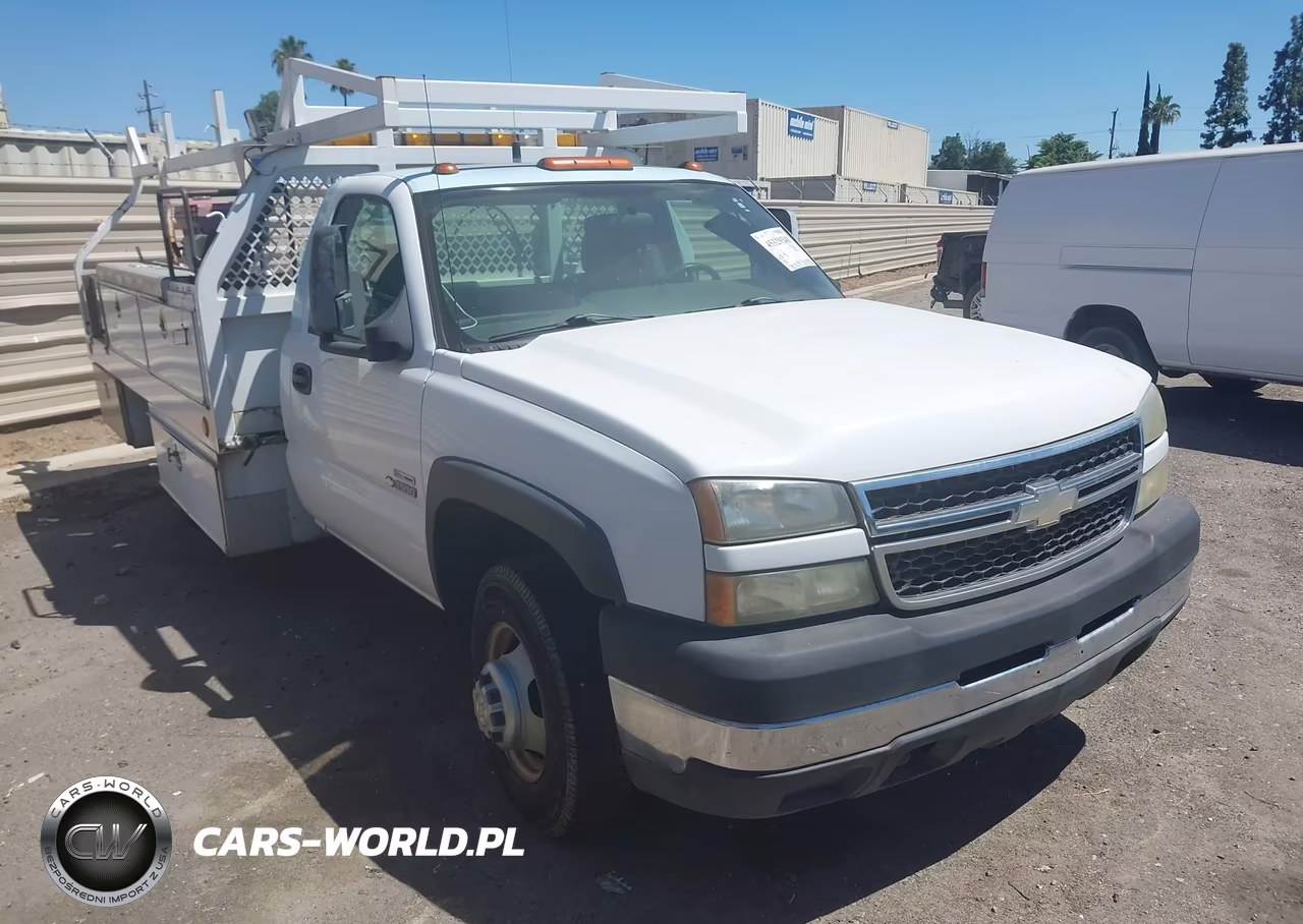 2007 Chevrolet Silverado 3500 Chassis Classic Work Truck
