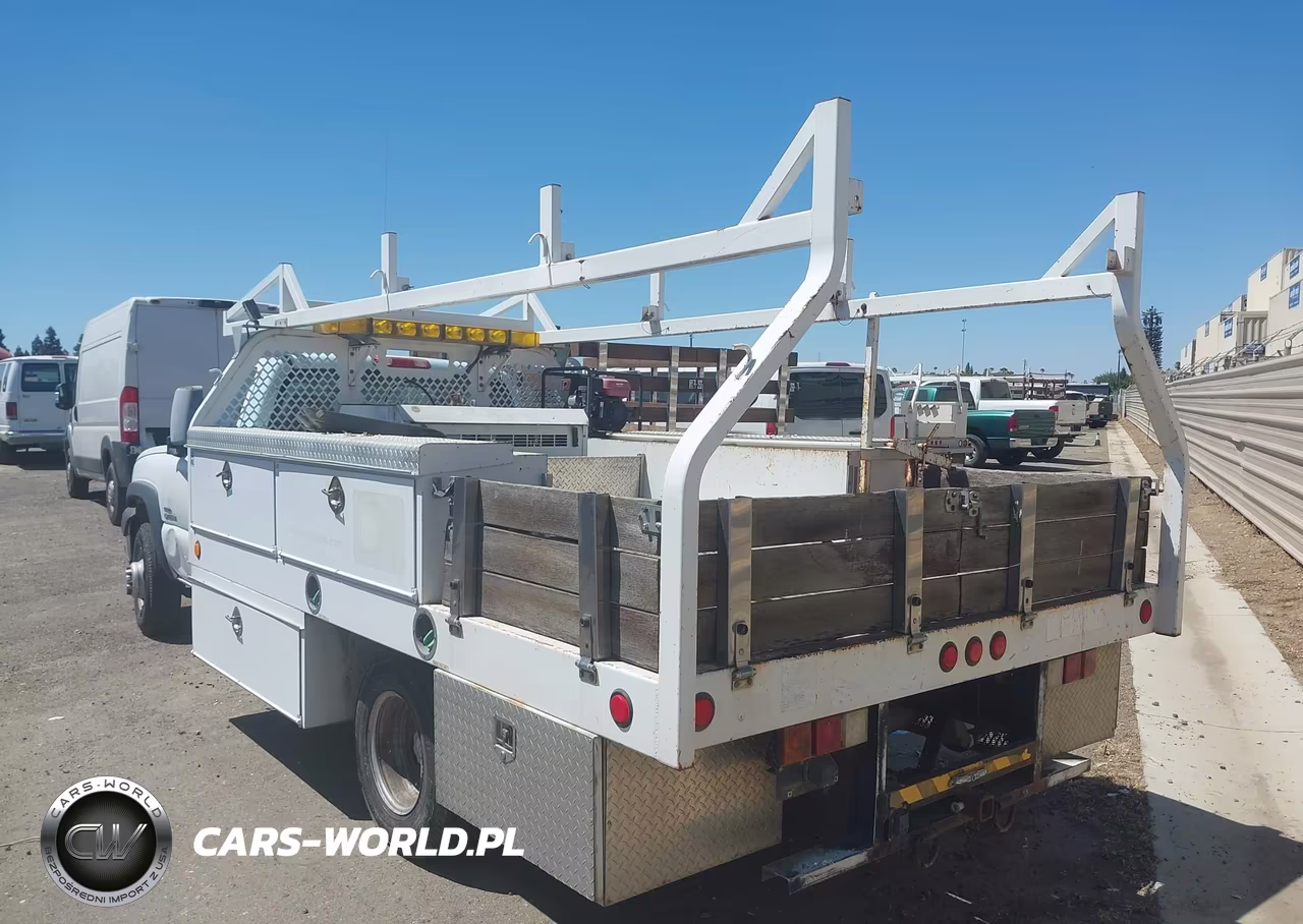 2007 Chevrolet Silverado 3500 Chassis Classic Work Truck VIN:1GBJC34D67E193105 - 3