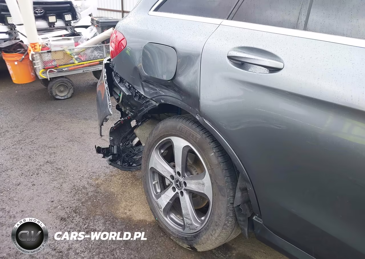 2018 Mercedes-Benz Glc 300 4Matic VIN:WDC0G4KBXJV063252 - 19