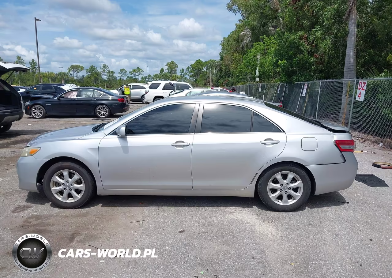 2011 Toyota Camry Le VIN:4T1BF3EK4BU763312 - 14