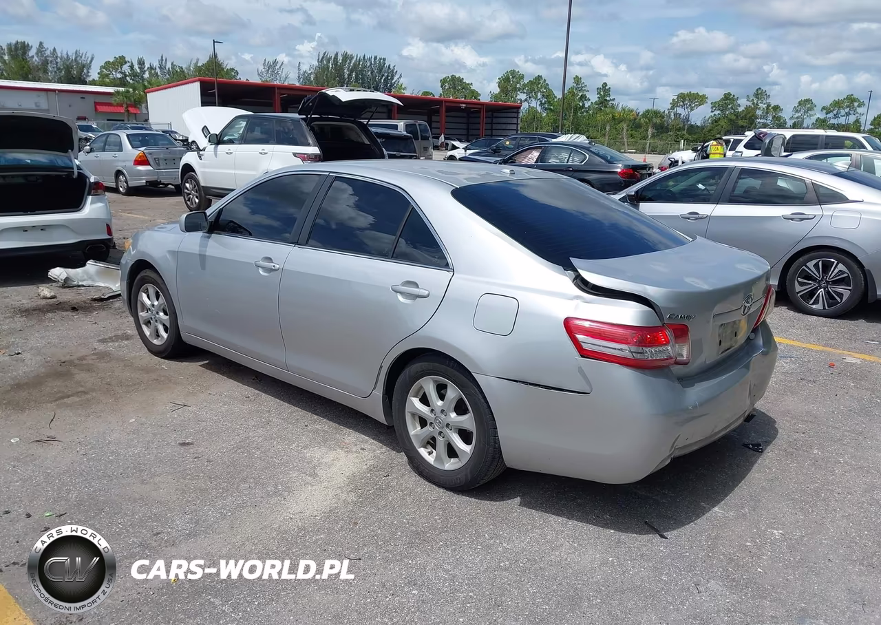 2011 Toyota Camry Le VIN:4T1BF3EK4BU763312 - 3