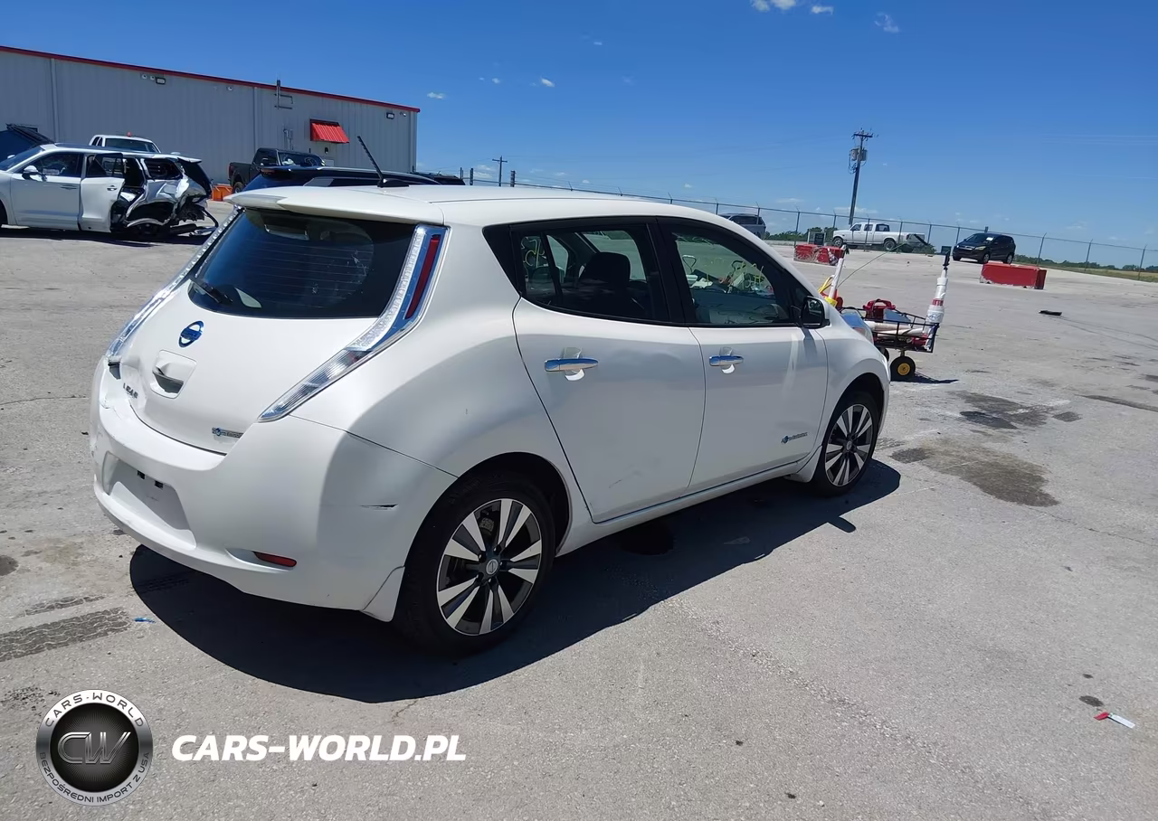 2015 Nissan Leaf Sv VIN:1N4AZ0CP0FC328826 - 4