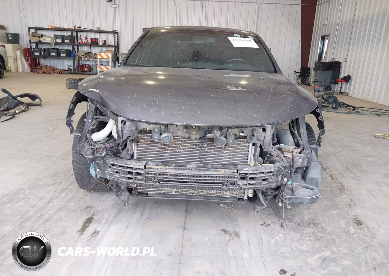 2017 Honda Accord Sport VIN:1HGCR2F5XHA122650 - 6