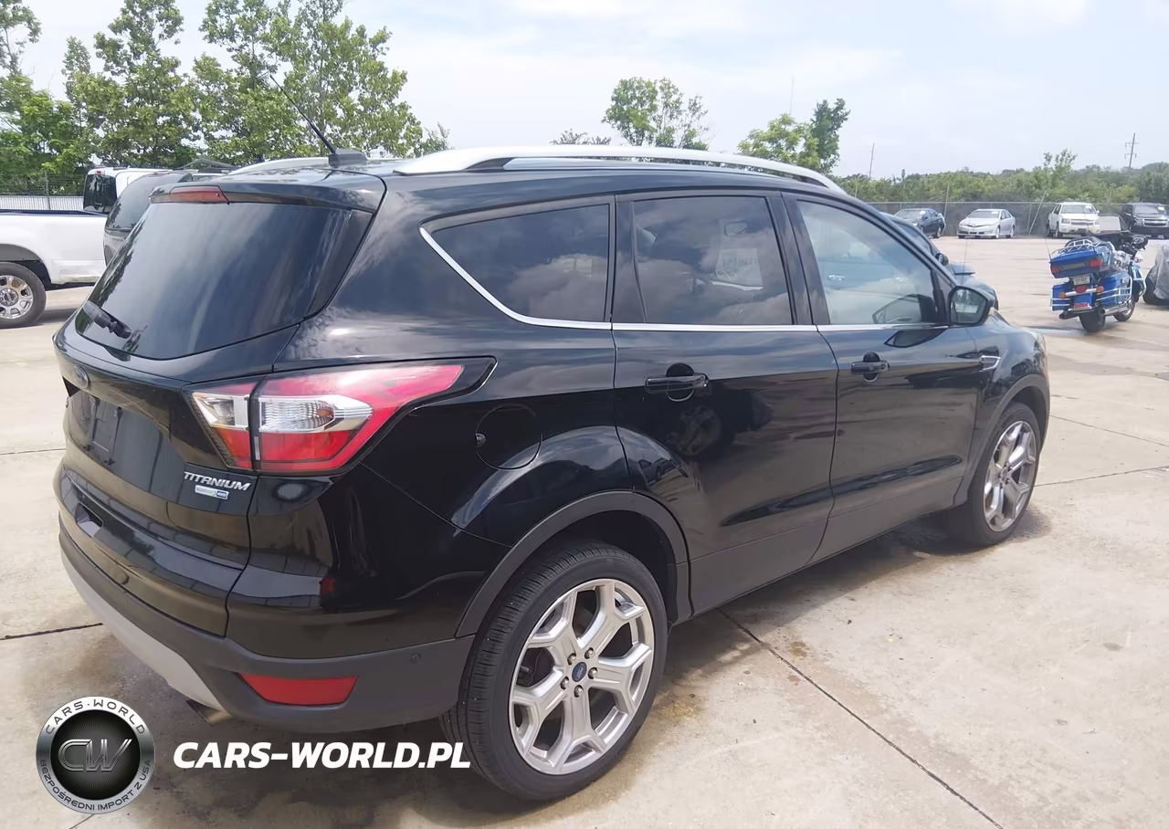 2017 Ford Escape Titanium VIN:1FMCU9JD7HUC09078 - 4