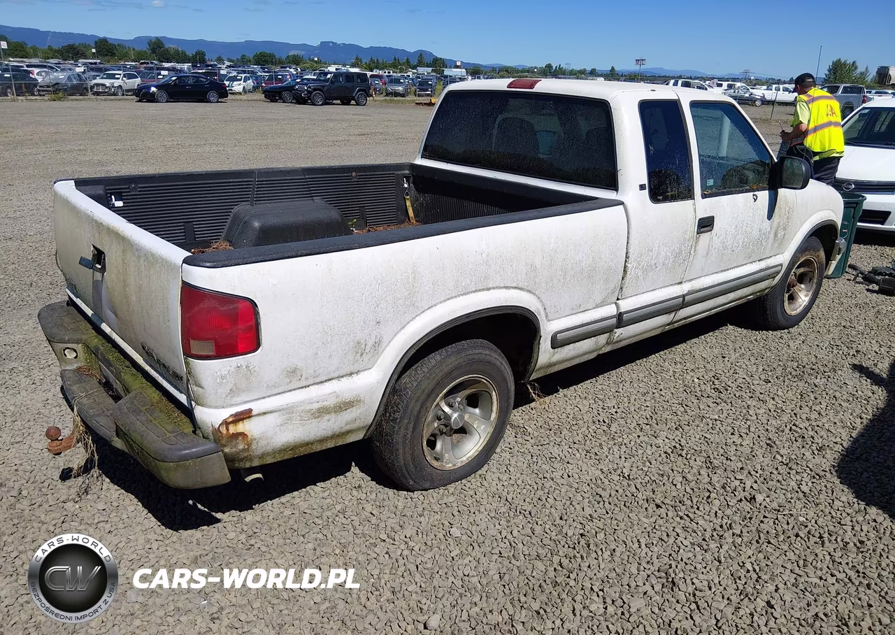 2001 Chevrolet S-10 Ls VIN:1GCCS19W518145560 - 4