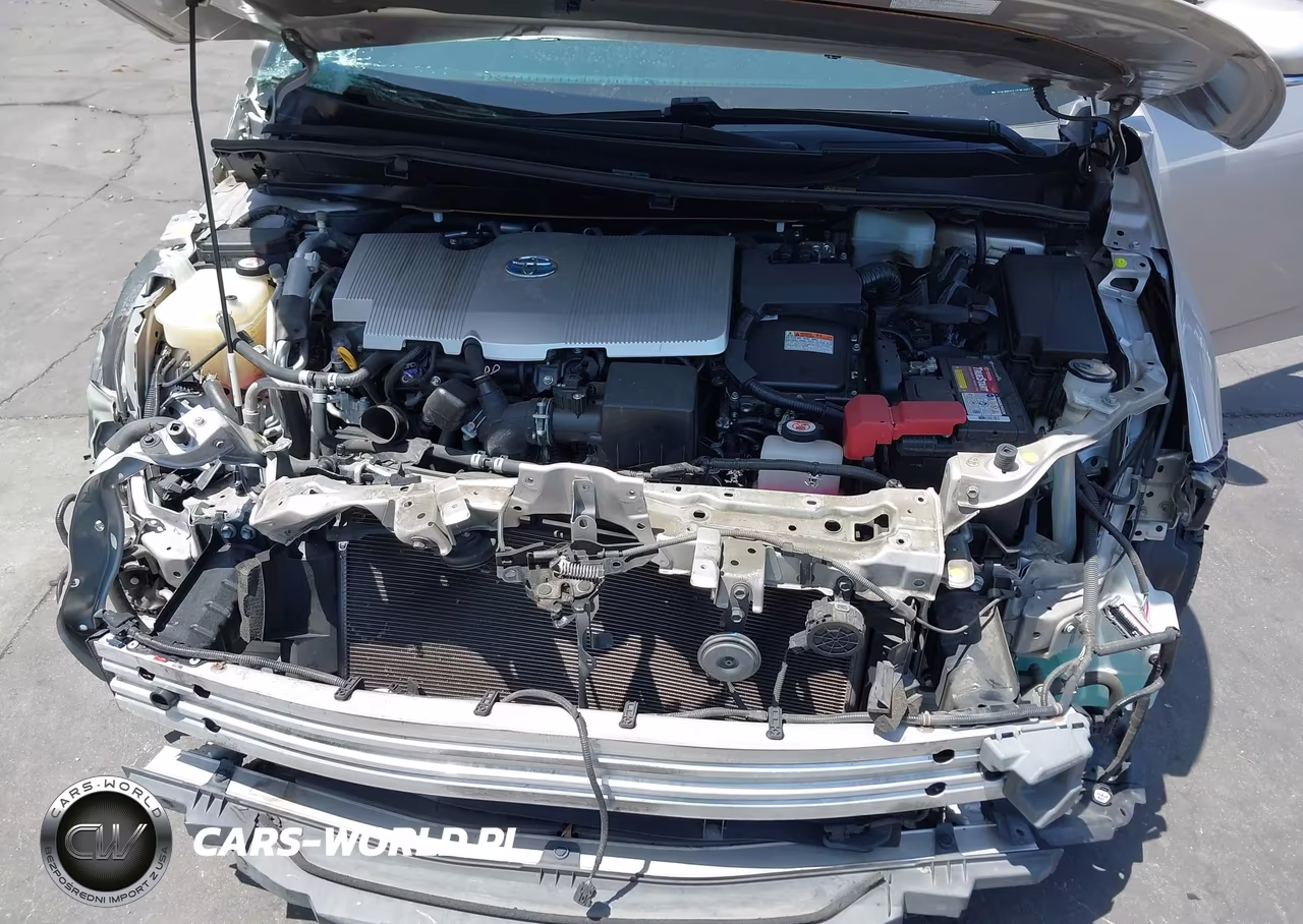 2018 Toyota Prius Prime Plus VIN:JTDKARFP3J3080442 - 10