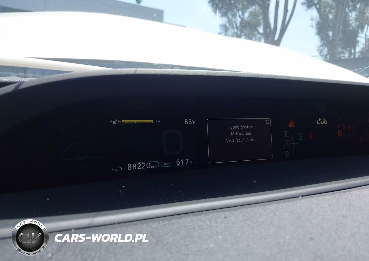 2018 Toyota Prius Prime Plus VIN:JTDKARFP3J3080442 - 7