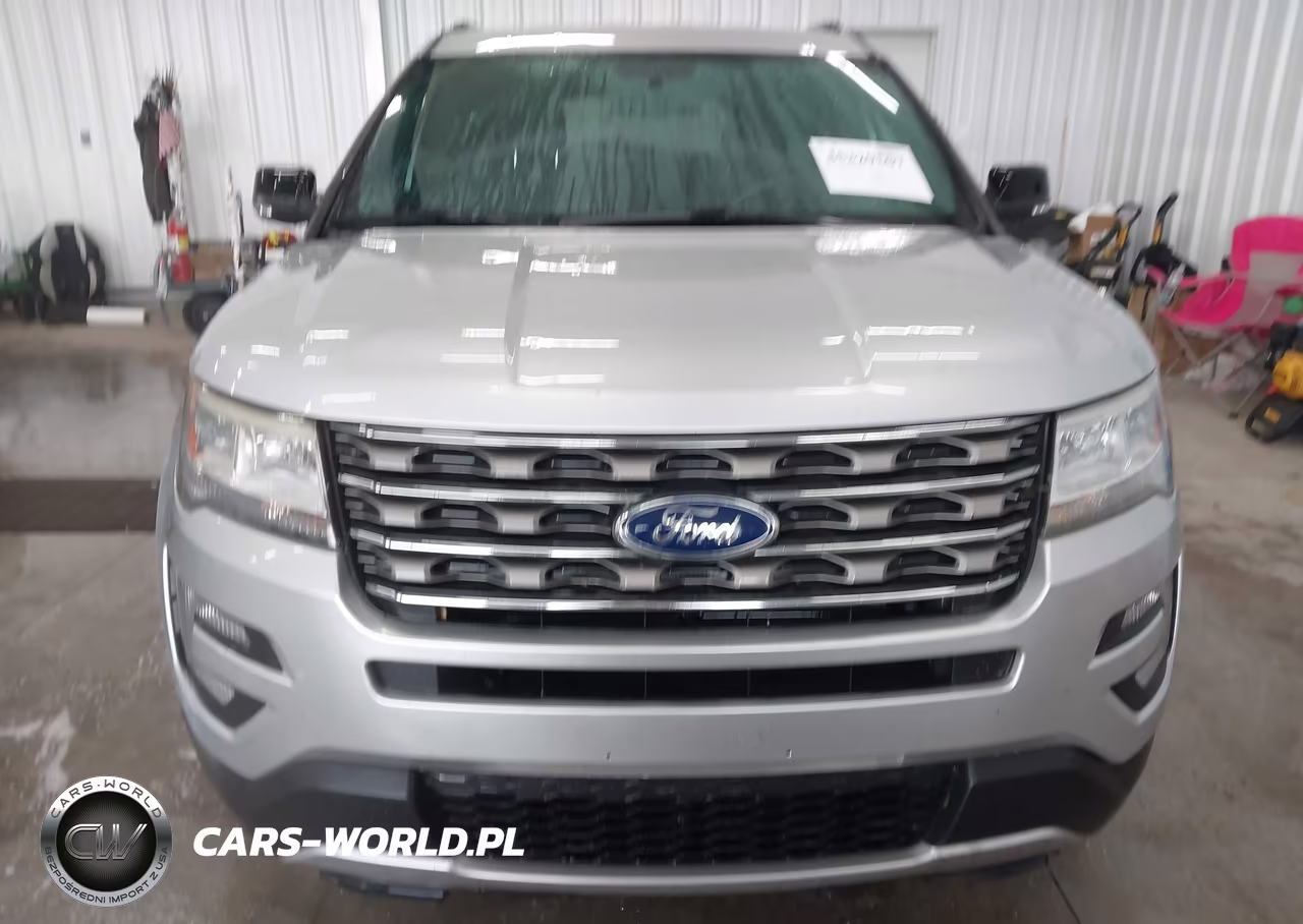 2017 Ford Explorer Xlt VIN:1FM5K7D8XHGE10893 - 12