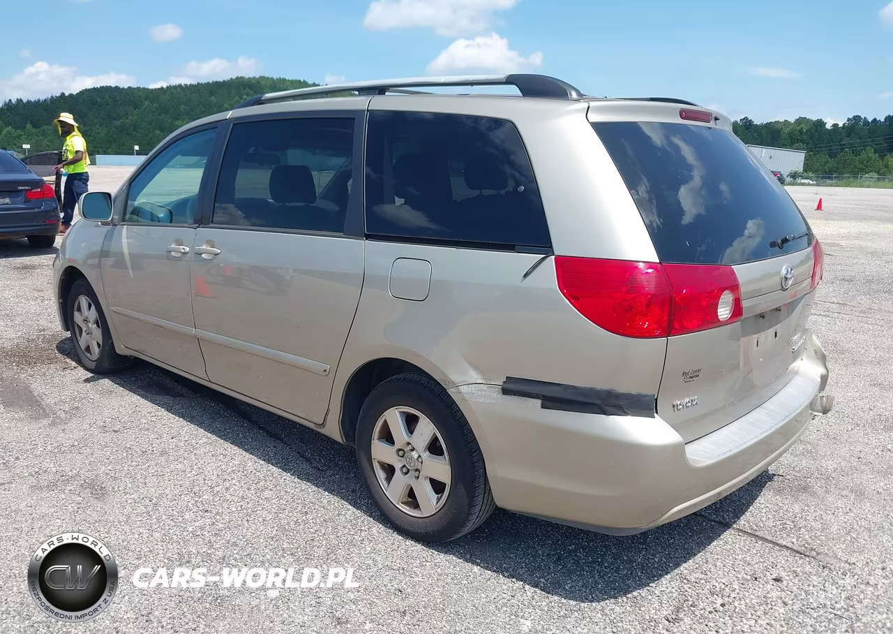 2008 Toyota Sienna Xle VIN:5TDZK22C48S107808 - 3