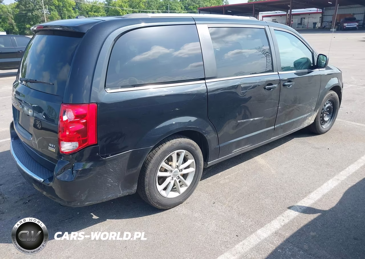 2018 Dodge Grand Caravan Sxt VIN:2C4RDGCG1JR265773 - 4