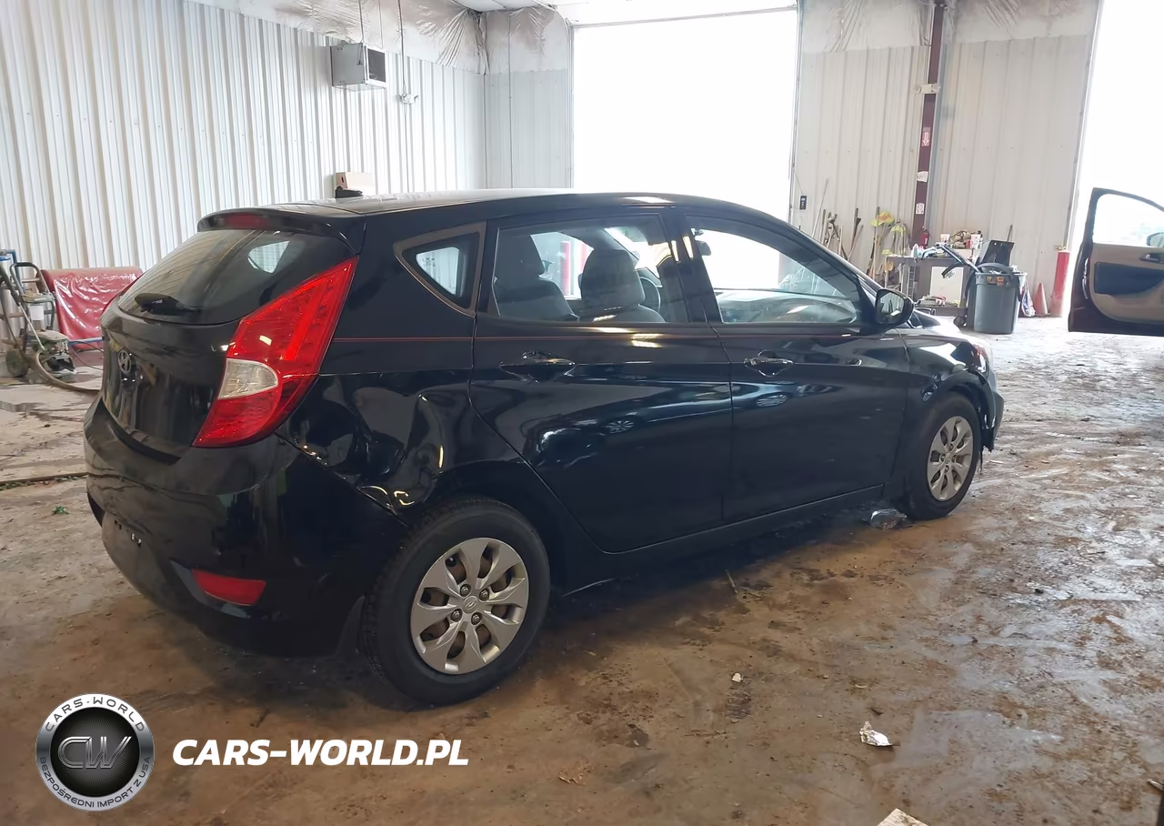 2015 Hyundai Accent Gs VIN:KMHCT5AE9FU220438 - 4