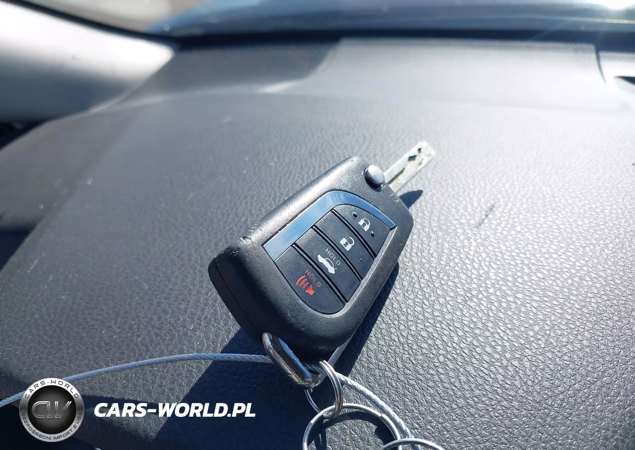 2019 Toyota Camry Le VIN:4T1B11HK8KU276869 - 11