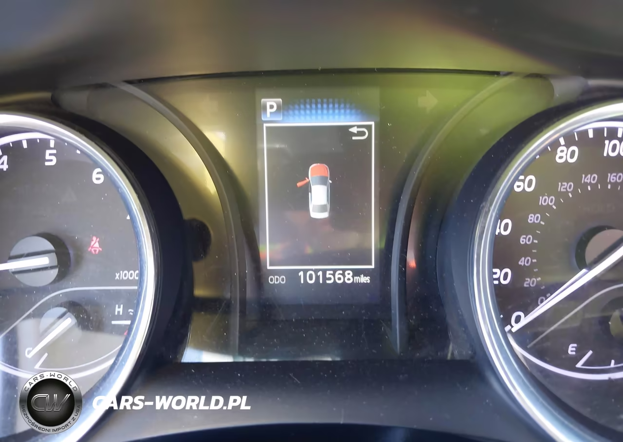 2019 Toyota Camry Le VIN:4T1B11HK8KU276869 - 16