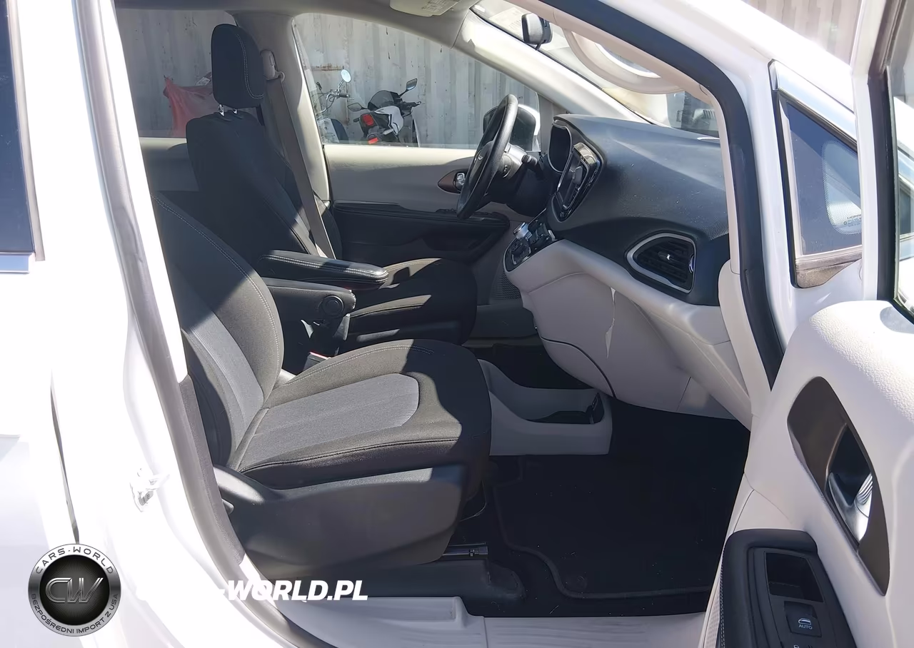 2021 Chrysler Voyager Lx VIN:2C4RC1CG3MR577677 - 5