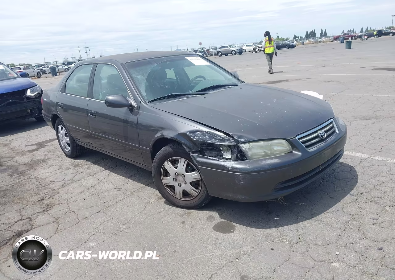2001 Toyota Camry Ce