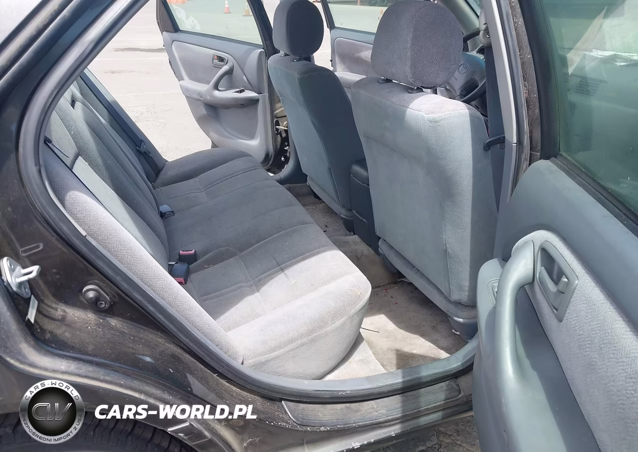 2001 Toyota Camry Ce VIN:4T1BG22K51U818571 - 8